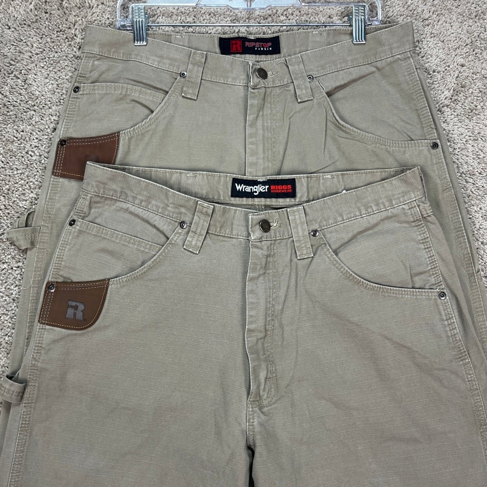 Wrangler Men's Cargo Pants in Tan